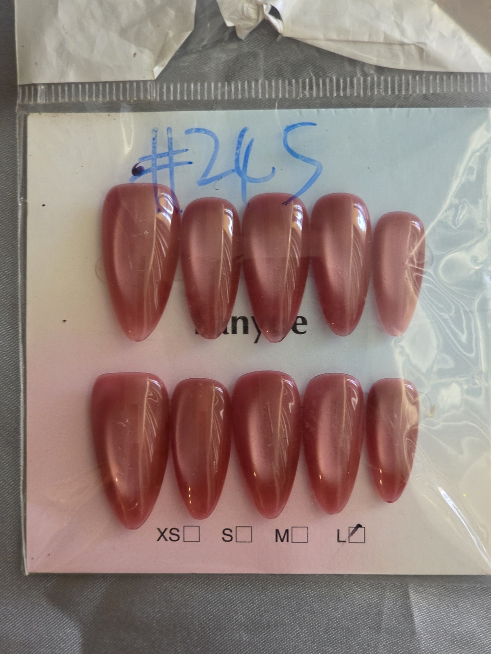 Press-On Nail Set — Rose Mauve Almond Tips (10 pcs) In Large